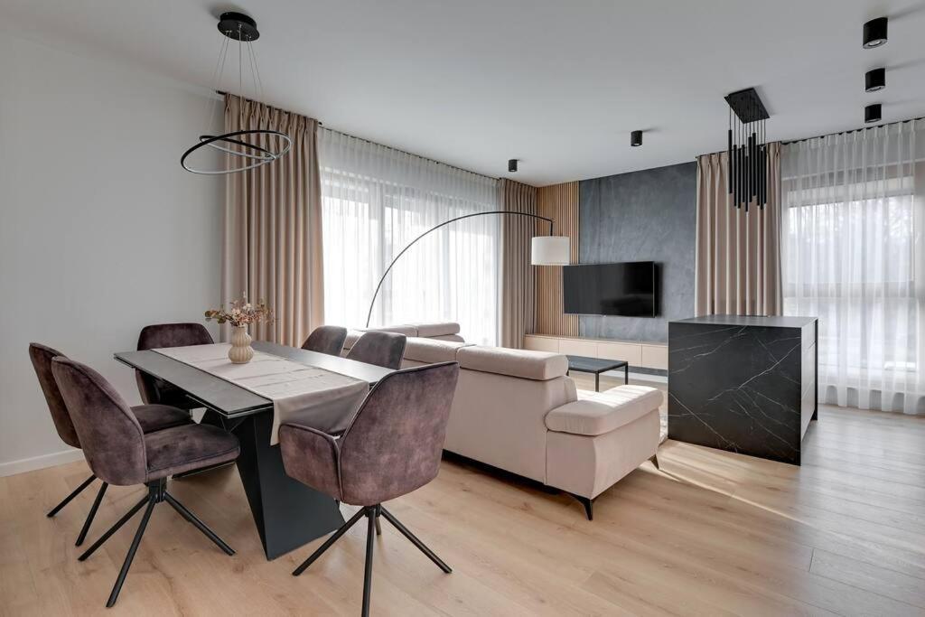 Zajezdnia Wrzeszcz 2 By Grand Apartments Gdansk Exterior photo