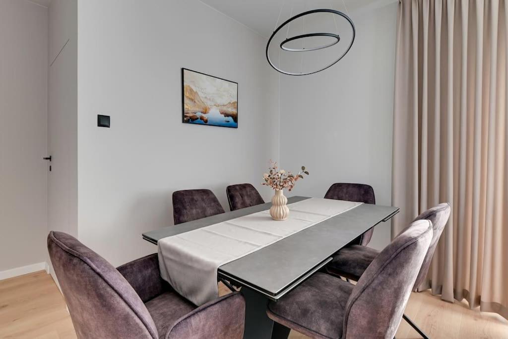 Zajezdnia Wrzeszcz 2 By Grand Apartments Gdansk Exterior photo